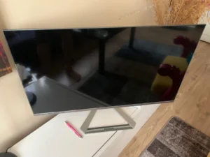 Hatasız ikinci el 106 ekran kendinden uydulu smart televizyon FİYATI: 1600 TL