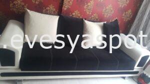 Temiz siyah beyaz koltuk takımı FİYATI: 1100 TL