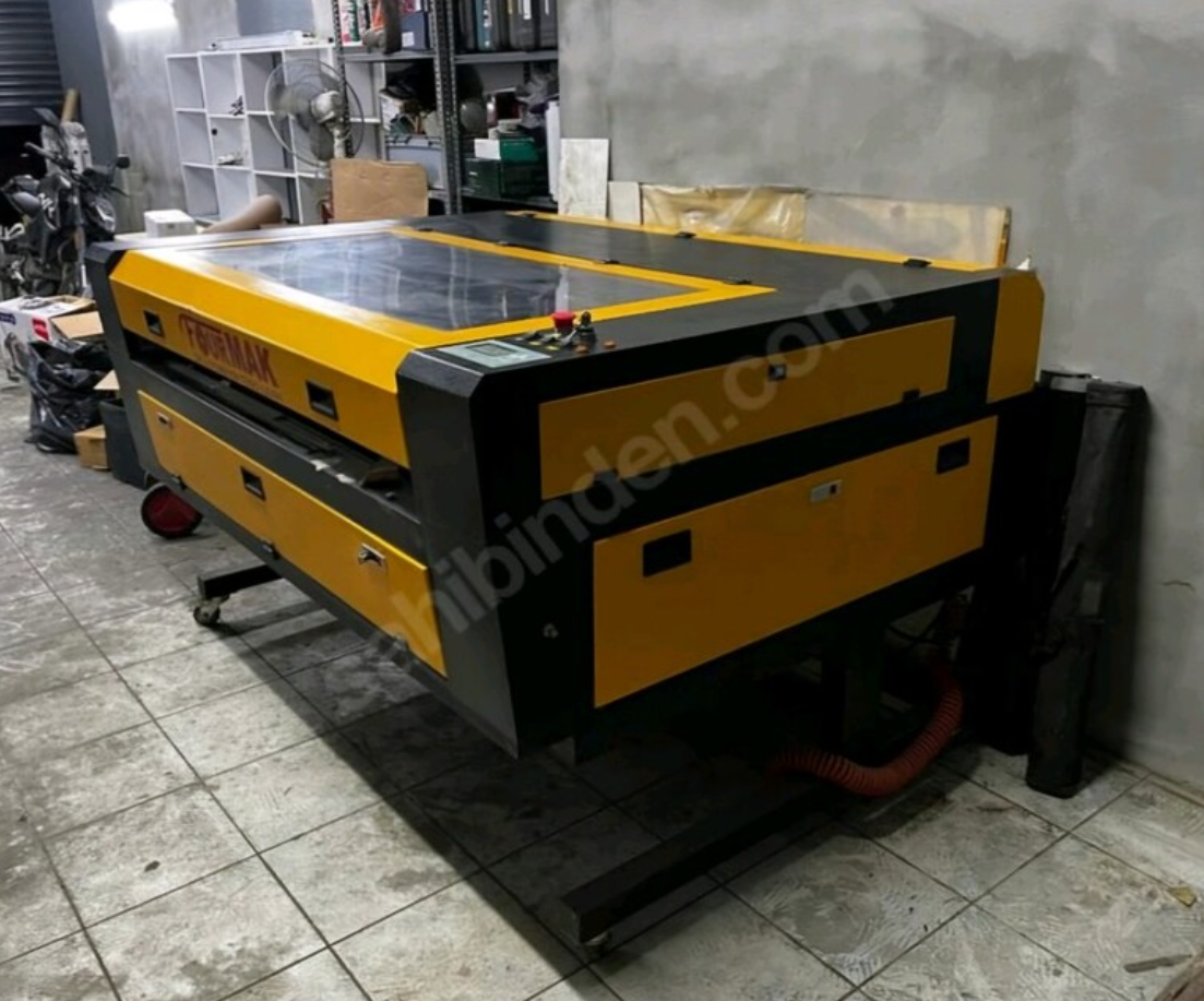 Lazer Kesim Makinesi 2