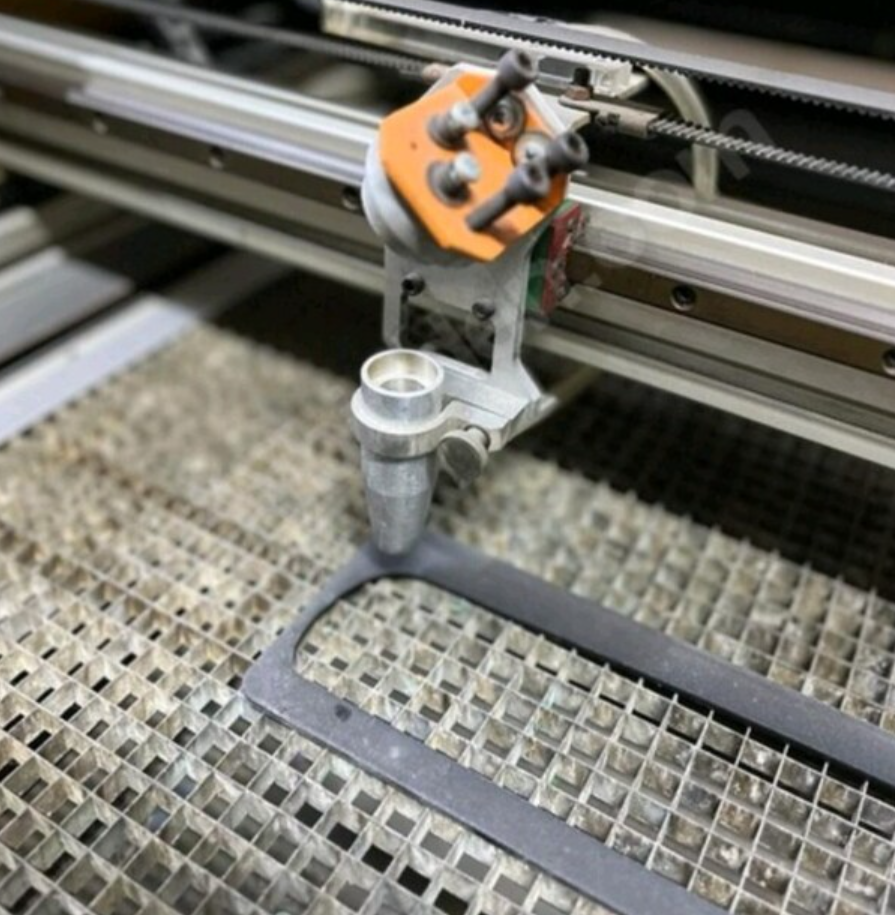 Lazer Kesim Makinesi 3